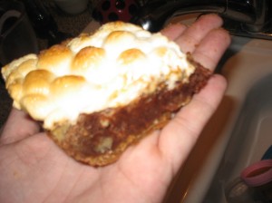 S'mores Brownie side